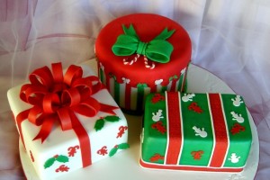 Resultado de imagem para aniversário no natal decoração bolo
