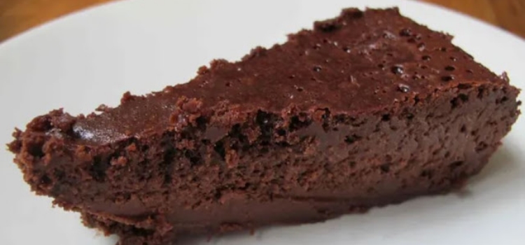 bolo de chocolate cremoso